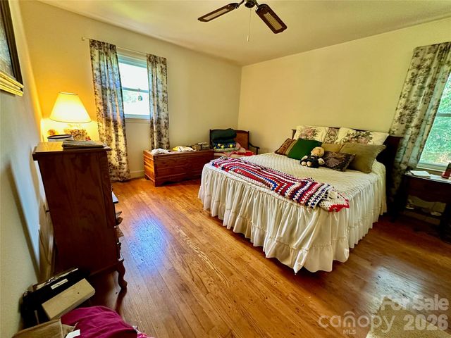 7200 Woodstock Drive, Charlotte, NC 28210
