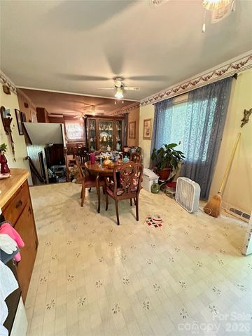 7200 Woodstock Drive, Charlotte, NC 28210