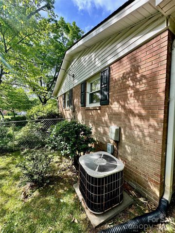 7200 Woodstock Drive, Charlotte, NC 28210