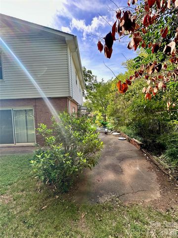 7200 Woodstock Drive, Charlotte, NC 28210