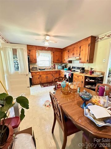 7200 Woodstock Drive, Charlotte, NC 28210