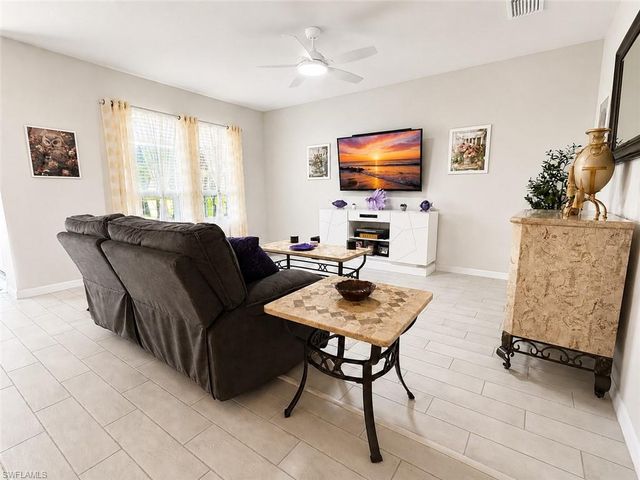 16818 Pink Coral Path, North Fort Myers, FL 33903
