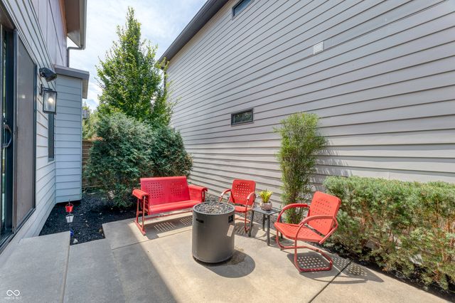 8686 Morgan Drive, Fishers, IN 46038