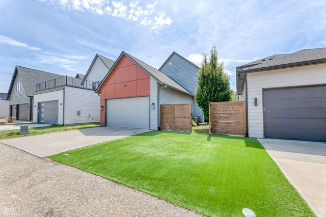 8686 Morgan Drive, Fishers, IN 46038