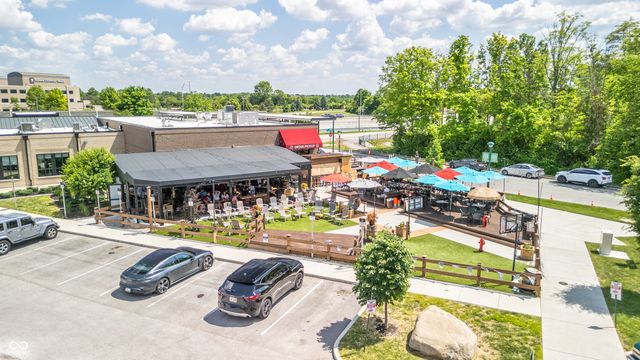 8686 Morgan Drive, Fishers, IN 46038