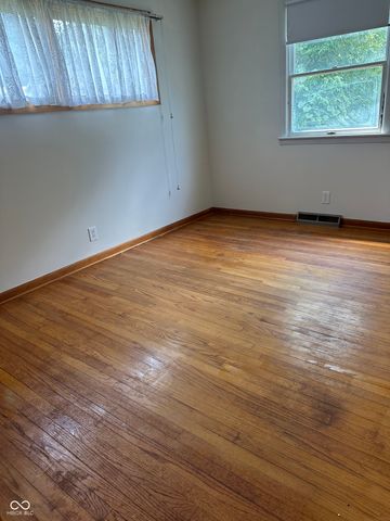 124 W Berry Street, Greencastle, IN 46135