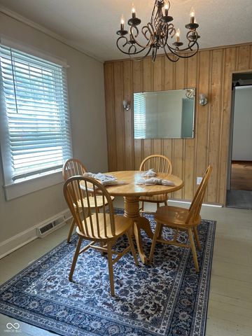 124 W Berry Street, Greencastle, IN 46135