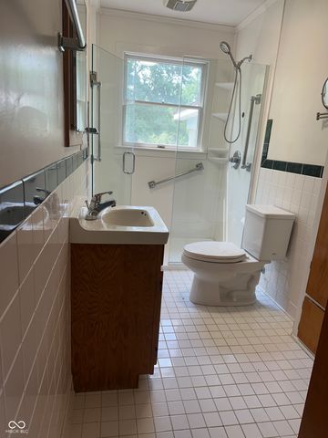 124 W Berry Street, Greencastle, IN 46135