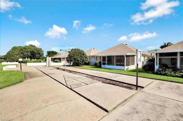 321 Dania ST, Lehigh Acres, FL 33936