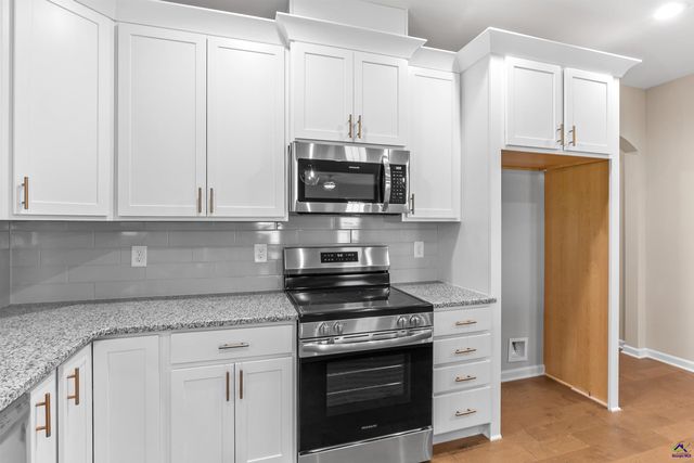 4616 Capulet Court, Forsyth, GA 31029
