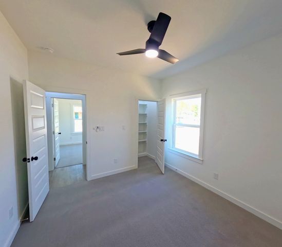 226 10th Street, Paris, TX 75460