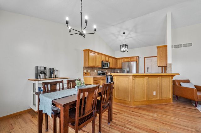 3101 Country Lane Ct, Augusta, KS 67010