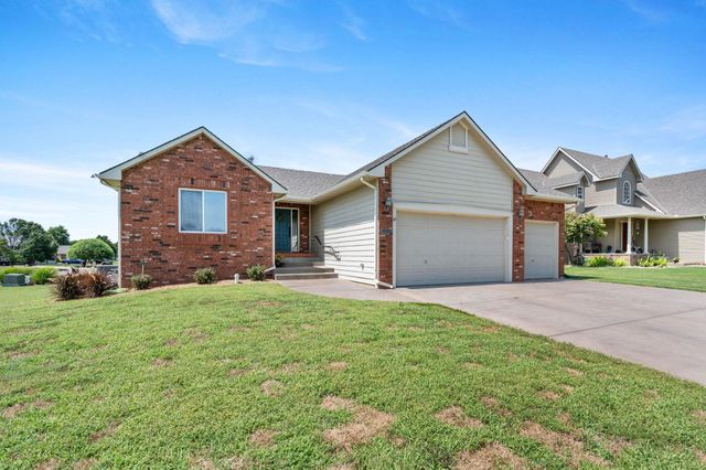 3101 Country Lane Ct, Augusta, KS 67010