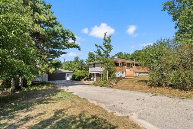 3149 S Hwy 51, Janesville, WI 53546