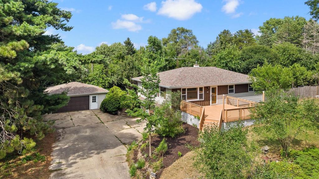 3149 S Hwy 51, Janesville, WI 53546