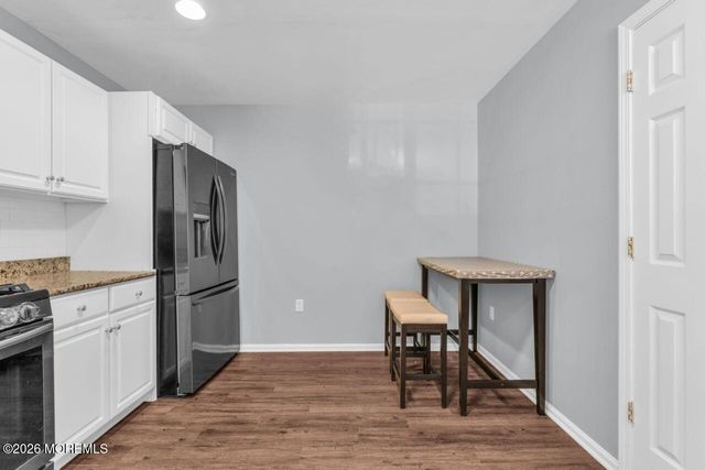 30 Saint Paul Court, Tinton Falls, NJ 07712