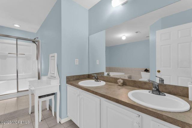 30 Saint Paul Court, Tinton Falls, NJ 07712