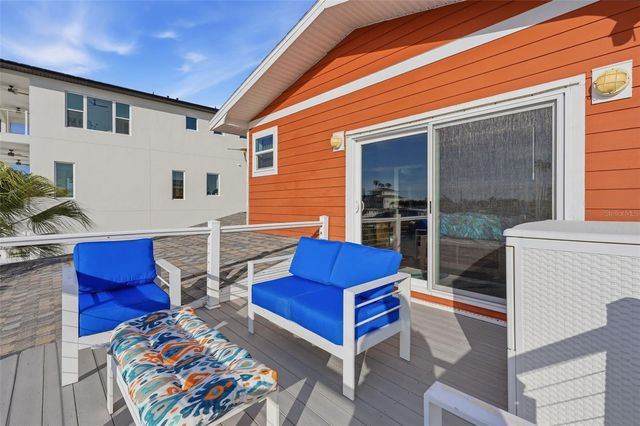 532 CRYSTAL DRIVE, Madeira Beach, FL 33708