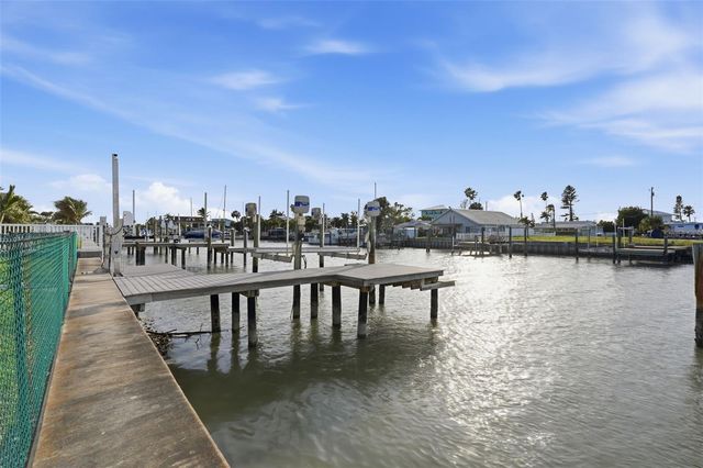 532 CRYSTAL DRIVE, Madeira Beach, FL 33708