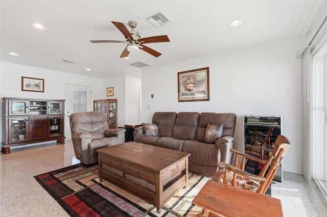 532 CRYSTAL DRIVE, Madeira Beach, FL 33708