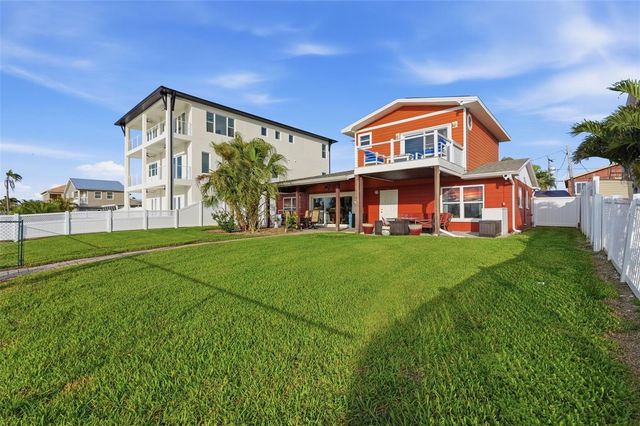 532 CRYSTAL DRIVE, Madeira Beach, FL 33708