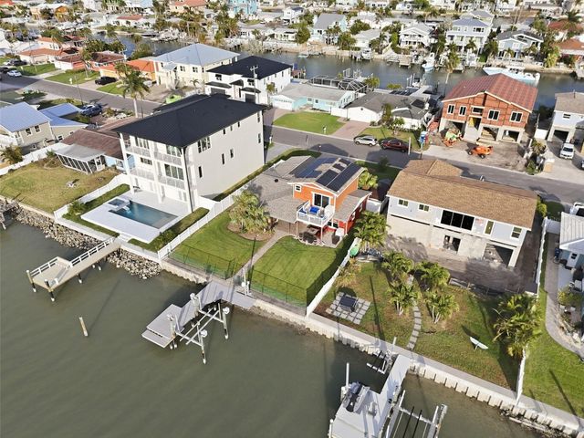 532 CRYSTAL DRIVE, Madeira Beach, FL 33708