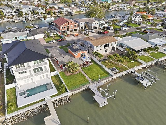 532 CRYSTAL DRIVE, Madeira Beach, FL 33708