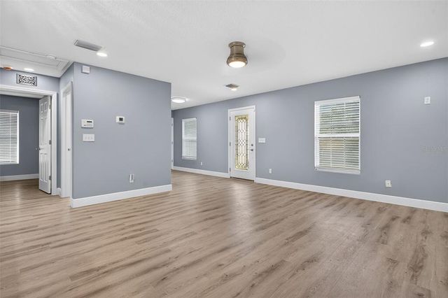 12909 STAR COUNTRY LANE B, Dover, FL 33527