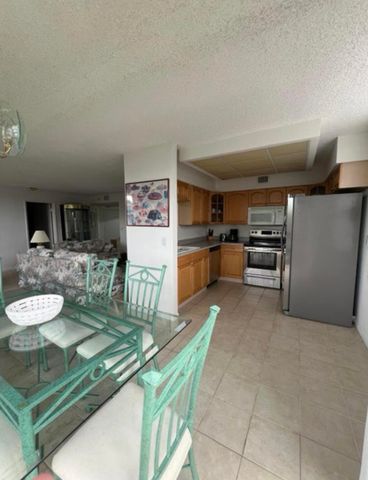 600 Egret Circle 7305, Delray Beach, FL 33444