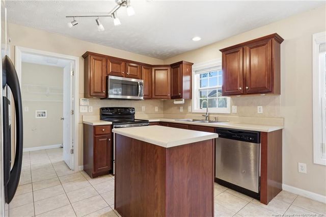 37 Teak Wood Court, Lillington, NC 27546