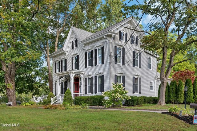 2307 Rosendale Road, Niskayuna, NY 12309