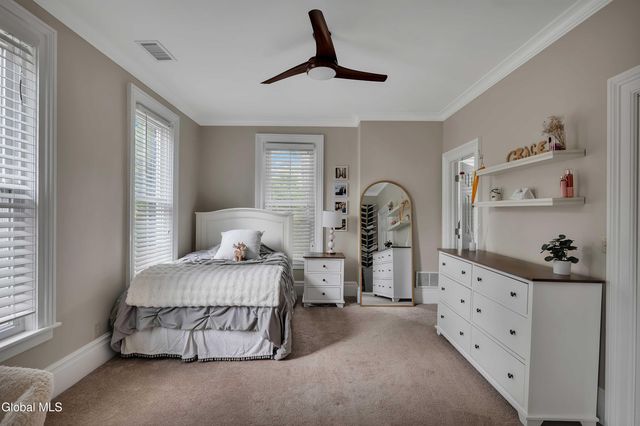 2307 Rosendale Road, Niskayuna, NY 12309