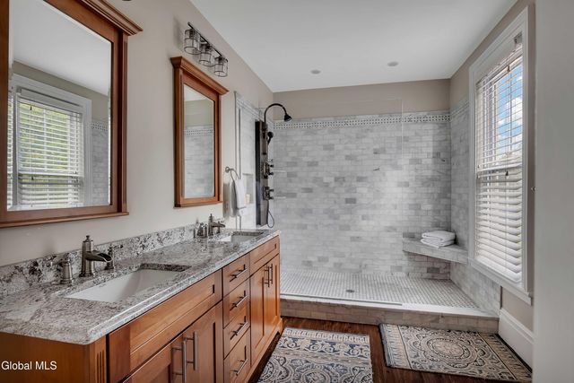 2307 Rosendale Road, Niskayuna, NY 12309