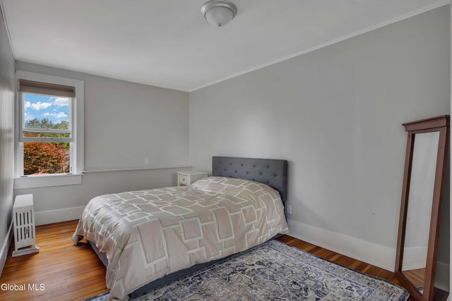 2307 Rosendale Road, Niskayuna, NY 12309