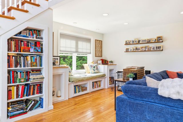 19 Meadow Lark Lane, Epsom, NH 03234