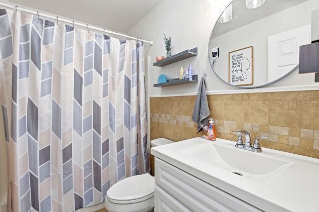 19 Meadow Lark Lane, Epsom, NH 03234