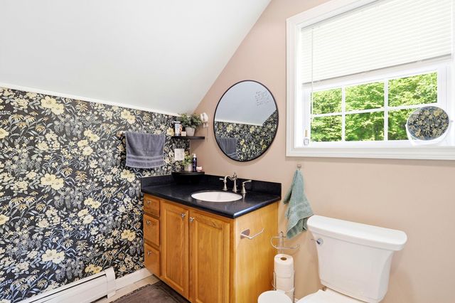 19 Meadow Lark Lane, Epsom, NH 03234