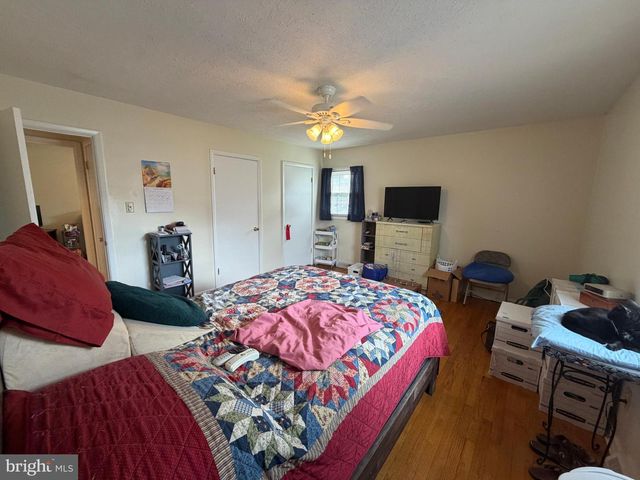 302 WENTWORTH DR, Winchester, VA 22601