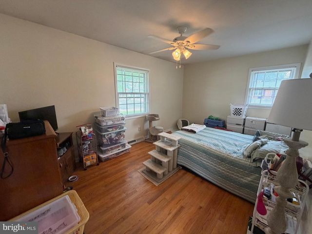 302 WENTWORTH DR, Winchester, VA 22601
