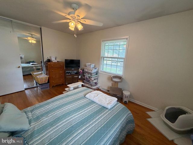 302 WENTWORTH DR, Winchester, VA 22601