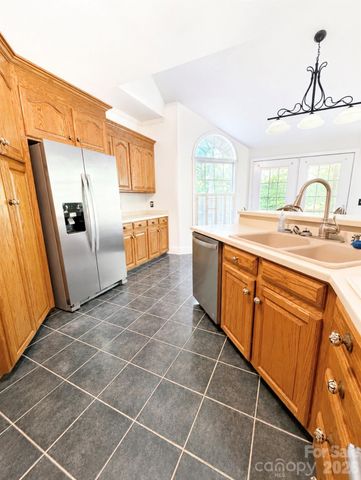 5406 Club View Drive, Concord, NC 28025