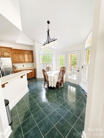 5406 Club View Drive, Concord, NC 28025