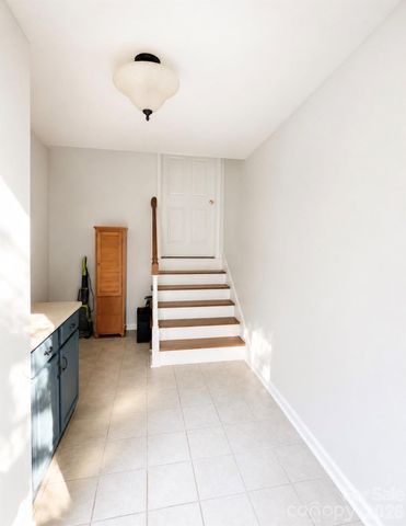 5406 Club View Drive, Concord, NC 28025