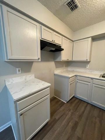 2415 IDLEWILD STREET, Lakeland, FL 33801