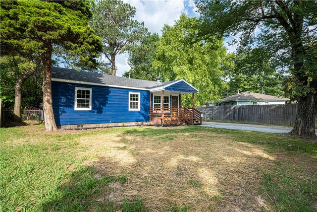 1515 Greenlawn Drive, Springdale, AR 72764