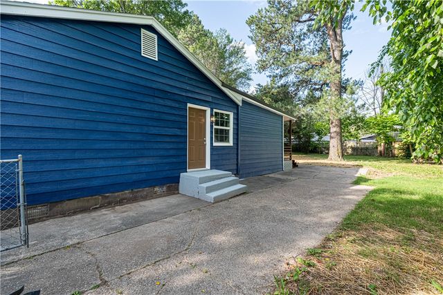 1515 Greenlawn Drive, Springdale, AR 72764