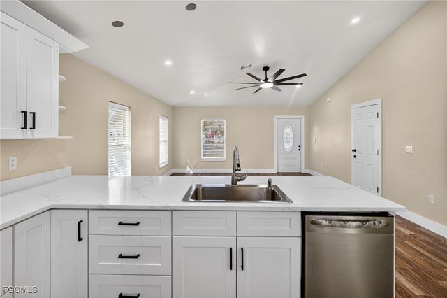 4402 Armeda AVE, Fort Myers, FL 33905