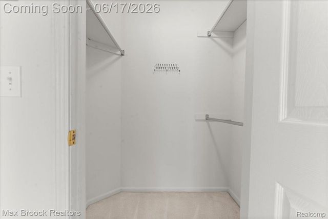 34896 Pennington Drive, Farmington Hills, MI 48335