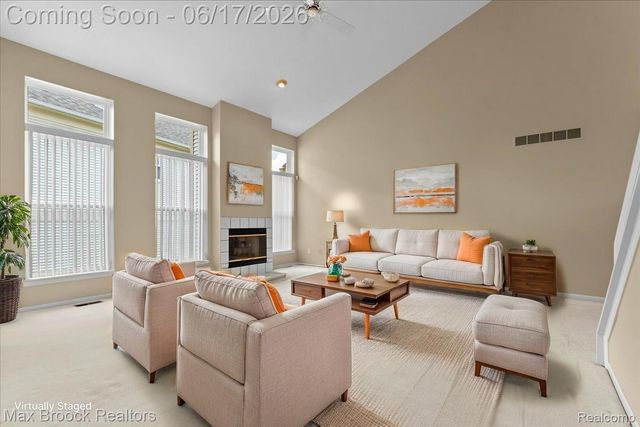 34896 Pennington Drive, Farmington Hills, MI 48335