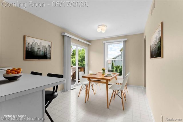 34896 Pennington Drive, Farmington Hills, MI 48335